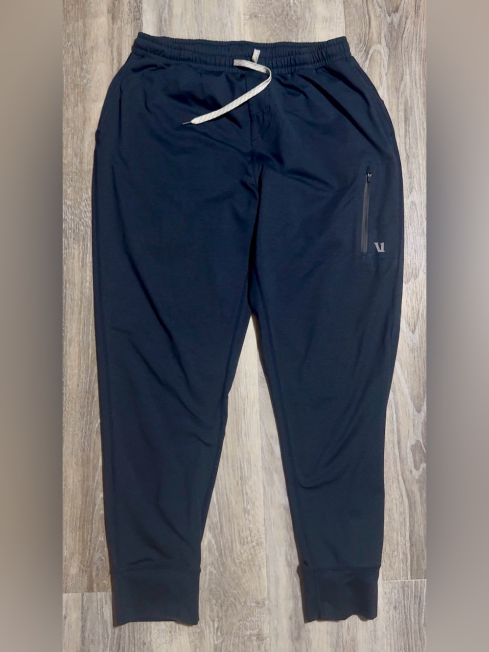Vuori Men's Navy Jogger Pants - Performance Comfort